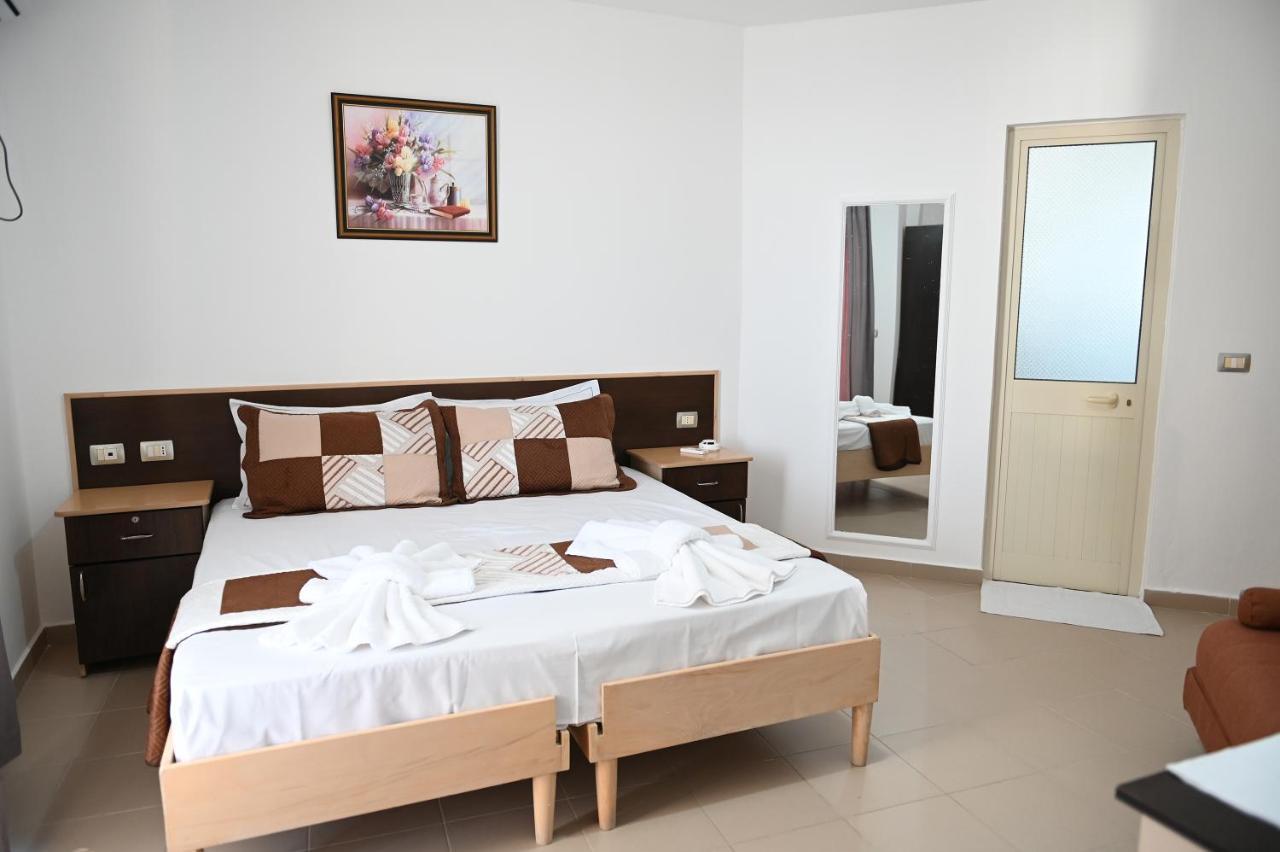 Kryemëdhej Vila Oxinn מראה חיצוני תמונה