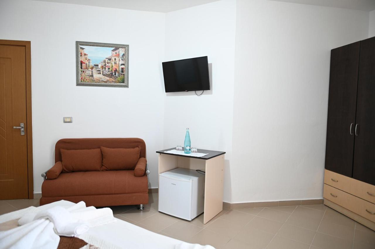 Kryemëdhej Vila Oxinn מראה חיצוני תמונה